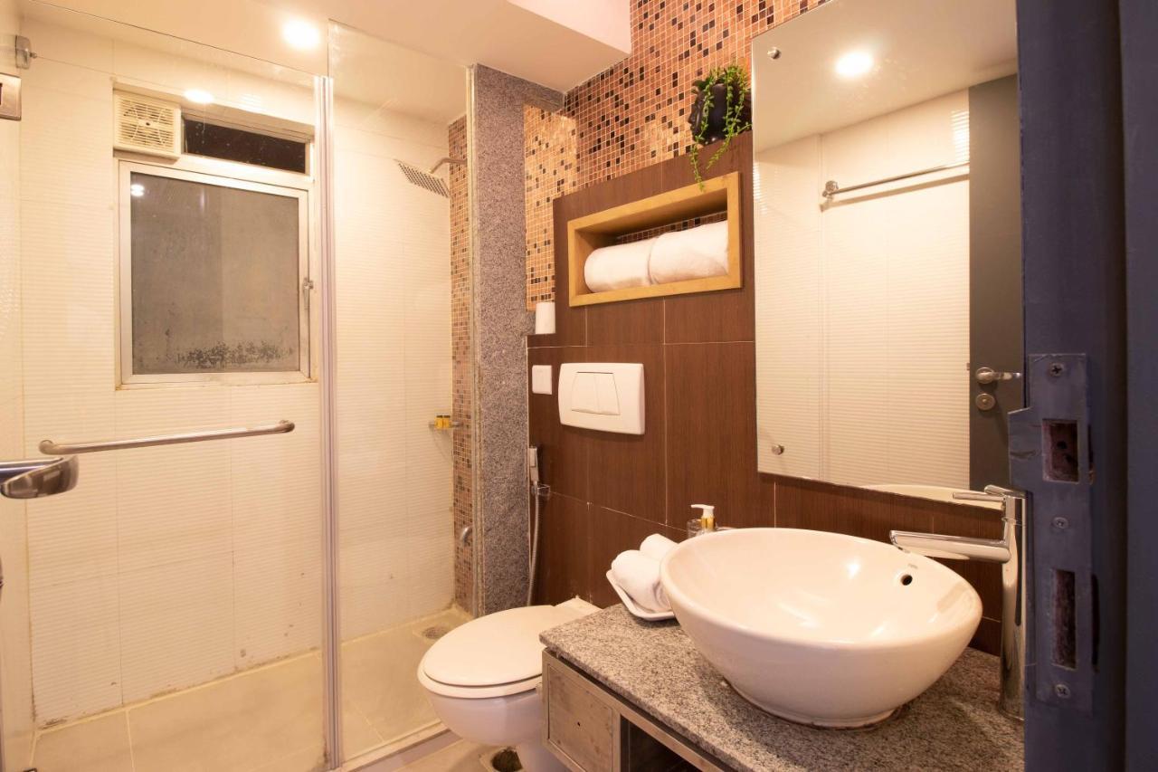 Le Royce 3* Pune