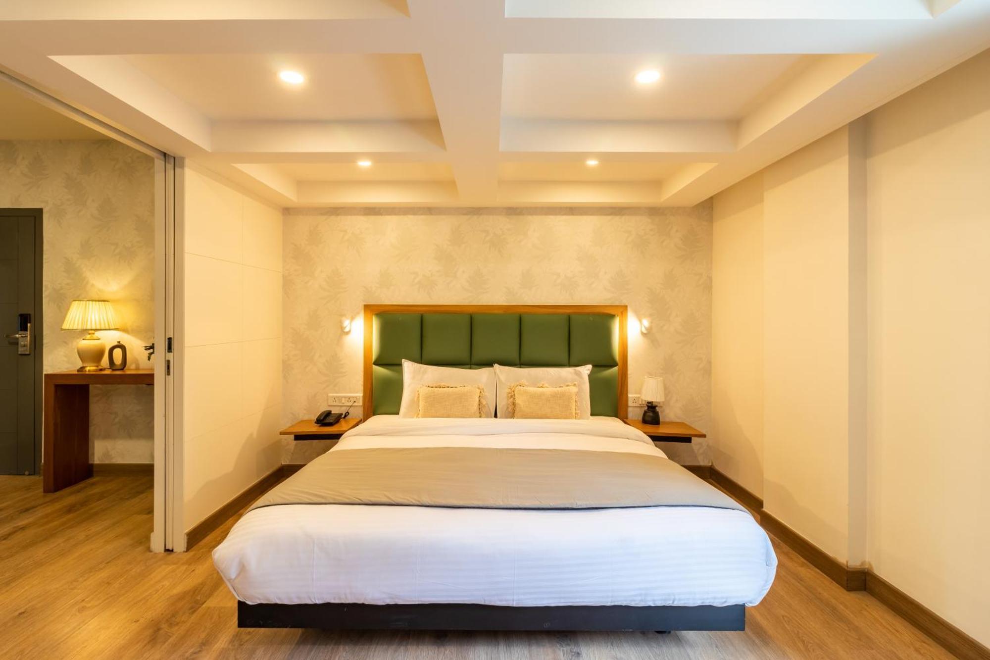Hotel Le Royce 3*