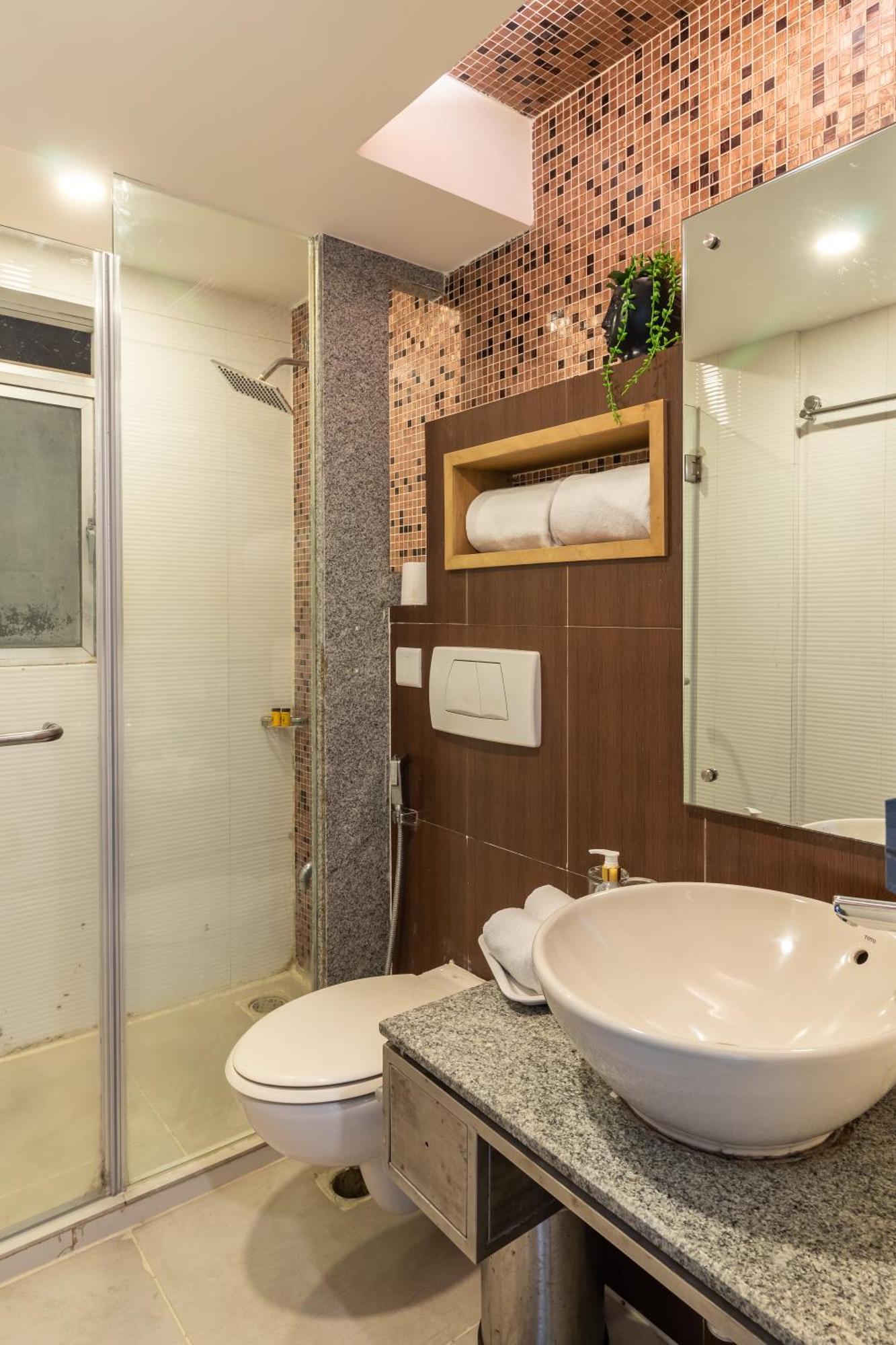Le Royce 3* Pune